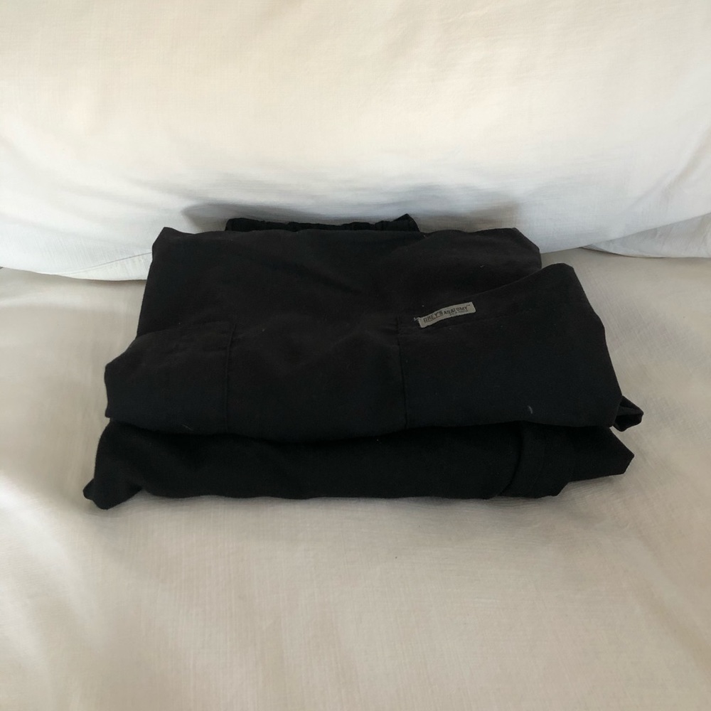 Black Scrubs - Greys Anatomy